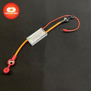 Thiết bị chống phồng bình ắc quy xe điện